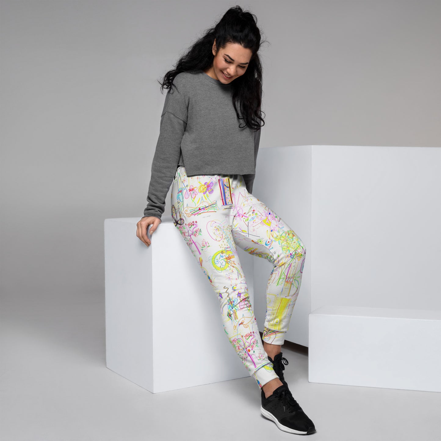 CozyUni, feminine joggers in white