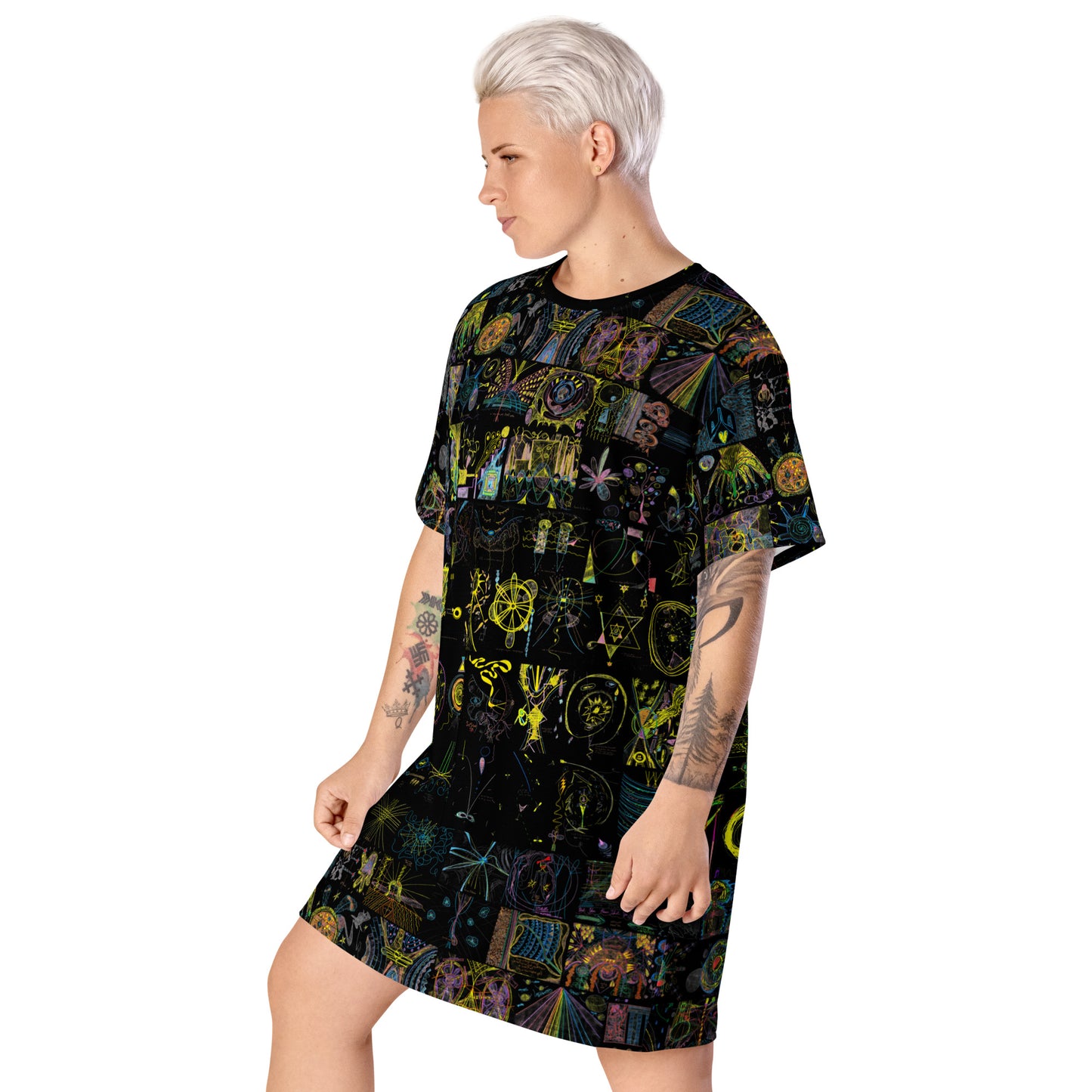 Spacious Hug, T-shirt dress in black