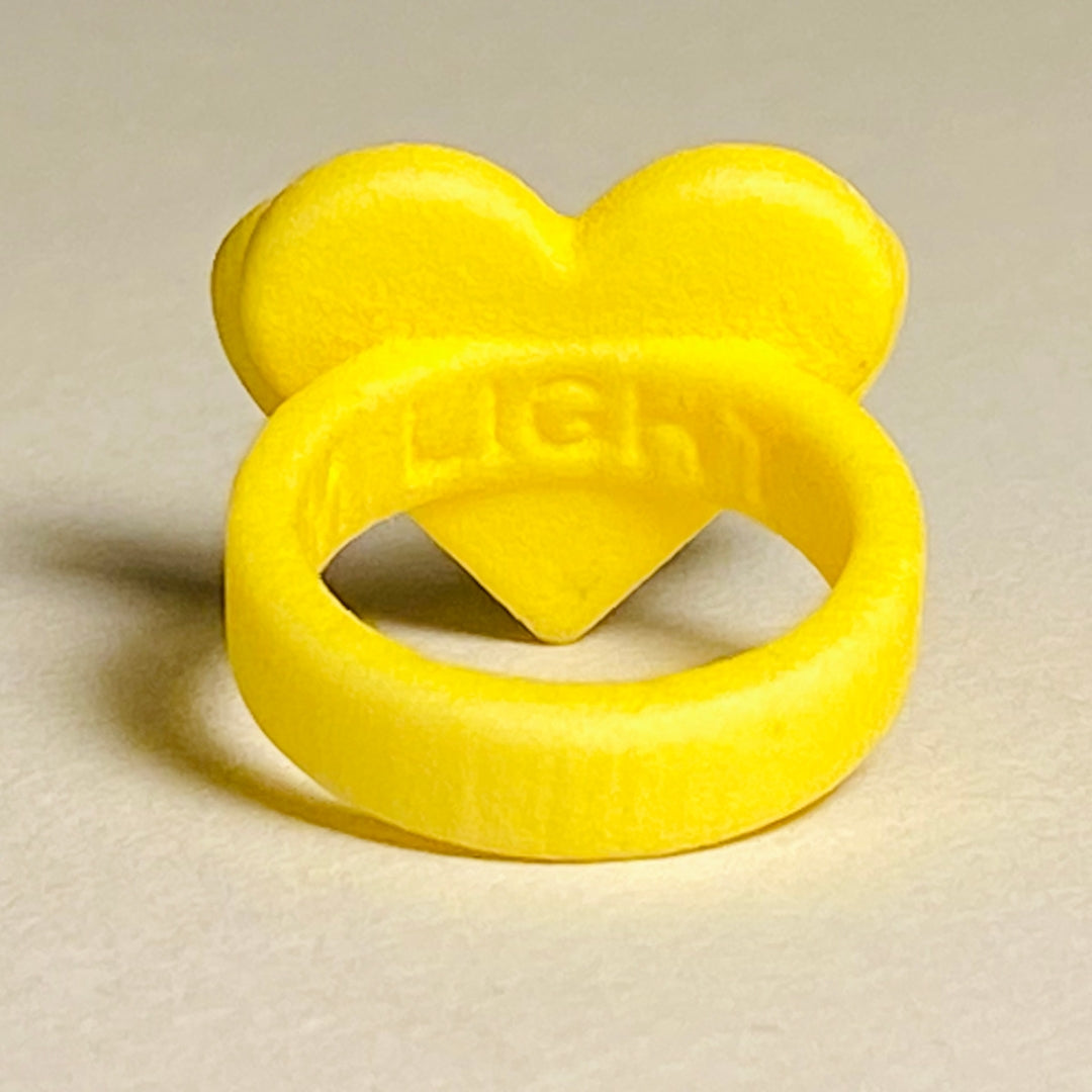 AMOURARMOR petite in yellow plastic