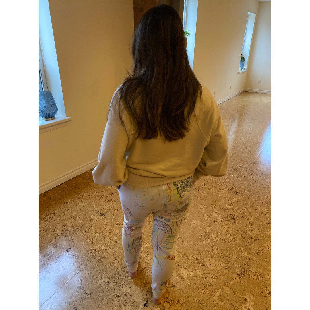 Move By Light, feminine joggers in light grey