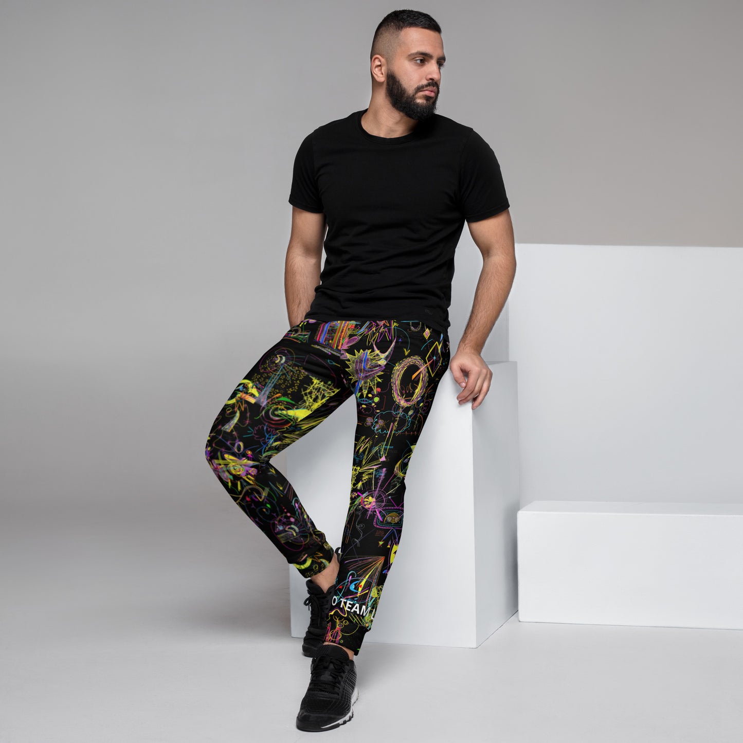 CozyUni, recycled masculine joggers in black