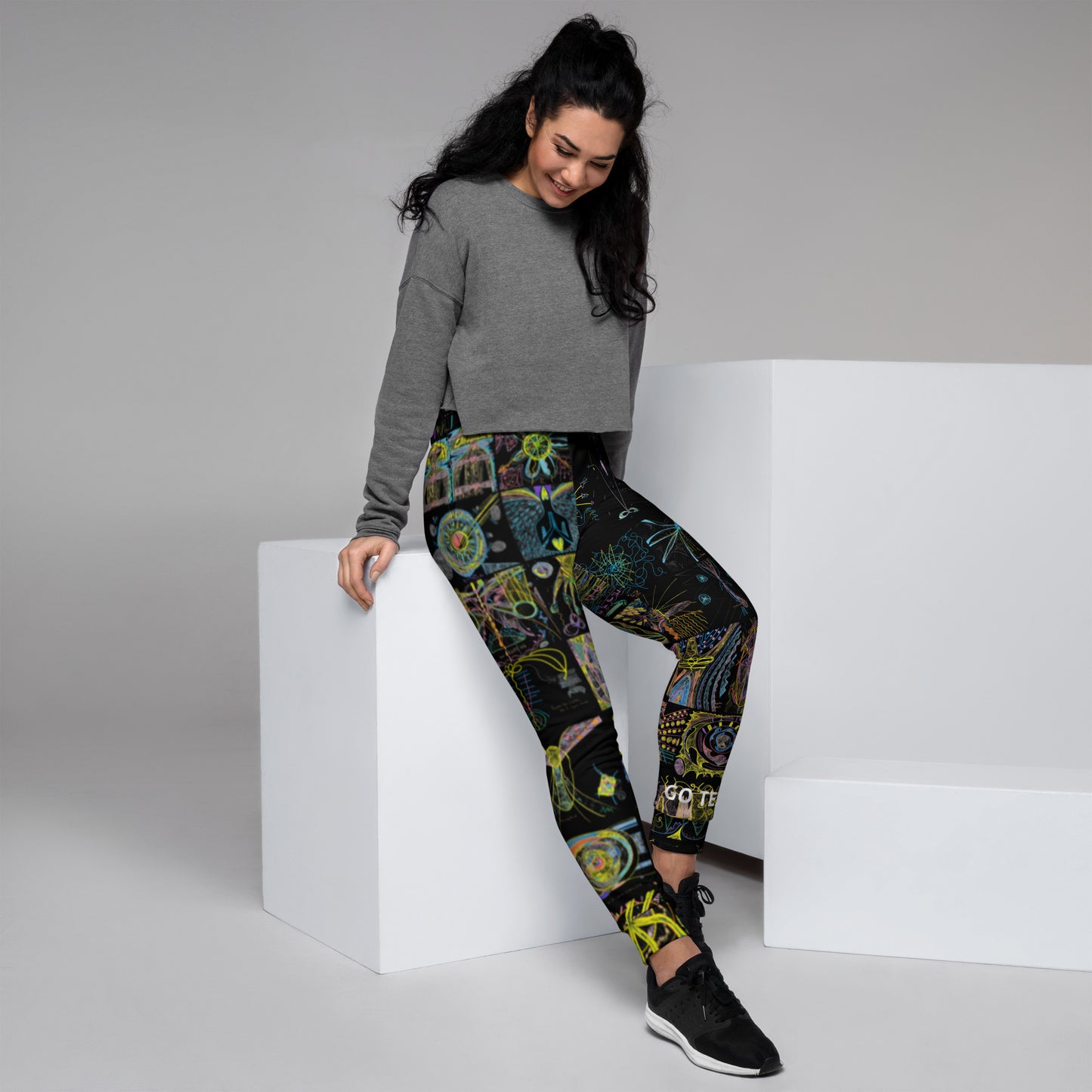 Move By Night, feminine joggers in black
